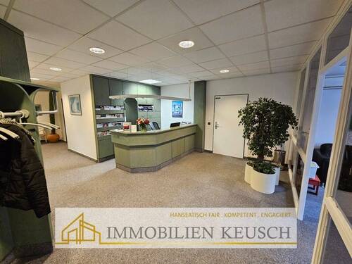 Eingangsbereich Anmeldung - 1 Zimmer Büro zur Miete in Syke