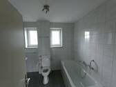Wohnung OG Badezimmer - 