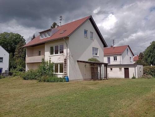 Außenansicht Süd-Ost - Mehrfamilienhaus im Zentrum von Neusäß