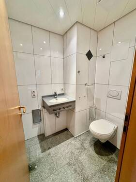 Gäste-WC / Waschmaschine - 