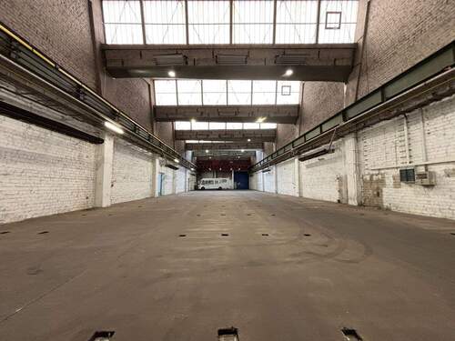 Halle - Halle zur Miete in Berlin