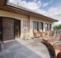 Geräumiges & Freistehendes Zweifamilienhaus in Kroge - Lohne-Kroge