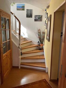 Treppenaufgang ins OG - 