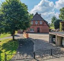 außergewöhnliche Rarität mit Bauland in idyllischer Naturkulisse** - Soderstorf Rolfsen