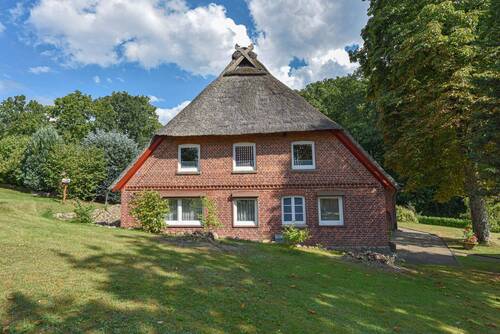 Wohlfühloase - Einfamilienhaus mit 274,00 m&sup2; in Soderstorf zum Kaufen