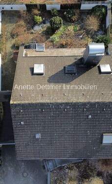 2 Flugperspektive - 8 Zimmer Doppelhaushälfte zum Kaufen in Burgwedel / Großburgwedel