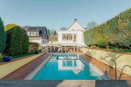 Pool - Pool und Sonne pur - charmante Doppelhaushälfte