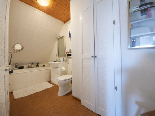 DG Badezimmer 1 - 