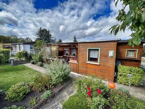 Frontansicht - Grünes Glück - 59.000,00 EUR Kaufpreis, ca.  37,00 m² Wohnfläche