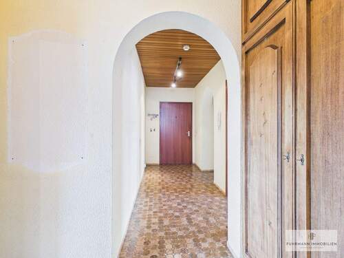 Flur mit Garderobe - 