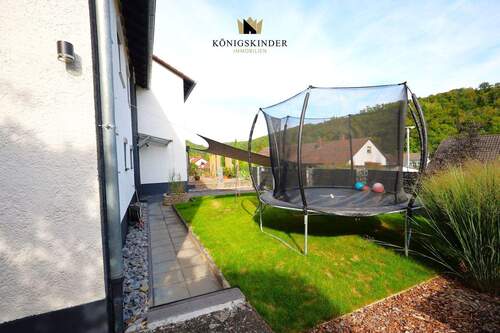 Nach dem Hauskauf-Sprung - Platz für Freudensprünge... - 