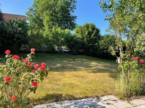 Garten - Realisieren Sie Ihren Traum vom EFH, DH oder MFH auf dem sonnigen Grundstück mit Altbestand