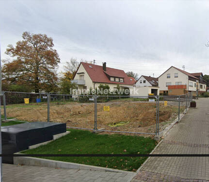 Bild 1 - Baugrundstück in zweiter Reihe in absoluter Ruhelage mit traumhaftem Fernblick.