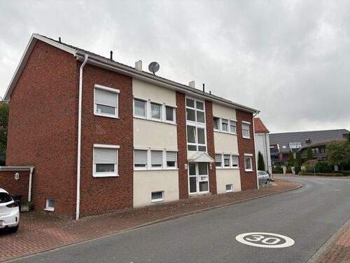 image0 - Gepflegtes Mehrfamilienhaus mit 6 Wohneinheiten