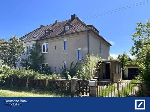 Straßenansicht - DHH zwischen Uni und neuem Bahnwerk in absolut ruhiger Lage