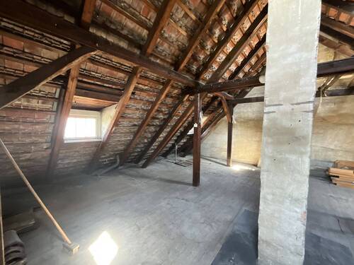 Ausbaureserve DG links - 