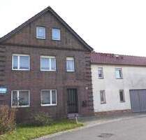 Guter Preis! Nur 5 km zu 2 Seen, Wohnen im Grünen und viel Platz auf dem Grundstück - Lauta Lauta Dorf