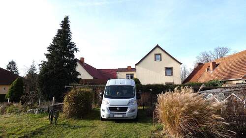 Rechts-Mitte-Links - viel Platz für 2-4 Wohnmobile - 