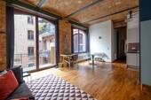 Weitere Ansicht Wohnzimmer mit Zutritt auf den Balkon - 1 Zimmer Etagenwohnung zur Miete in Berlin