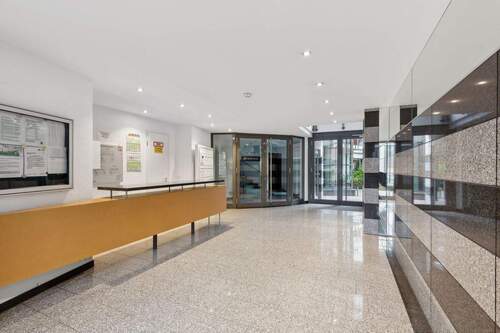 Eingangsbereich - 3 Zimmer Etagenwohnung zum Kaufen in Frankfurt