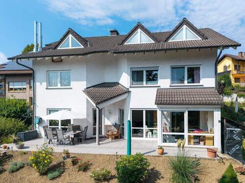 Terrasse, Garten, Haus-in-Haus... - 4 Zimmer Etagenwohnung in Neuhäusel