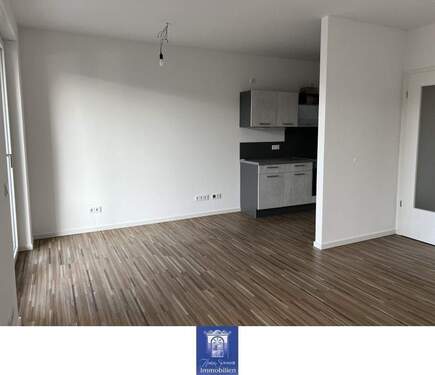 Wohnen, offene Küche - 4 Zimmer Etagenwohnung in Dresden