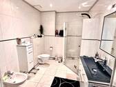 Duschbad/ WC - 