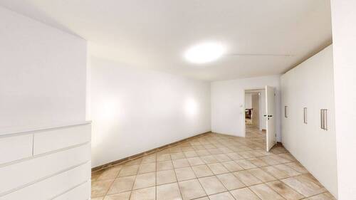 Schlafzimmer UG - 