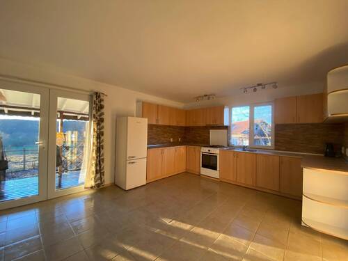 Bild 4 - 3 Zimmer Mehrfamilienhaus, Wohnhaus in Novo Botevo