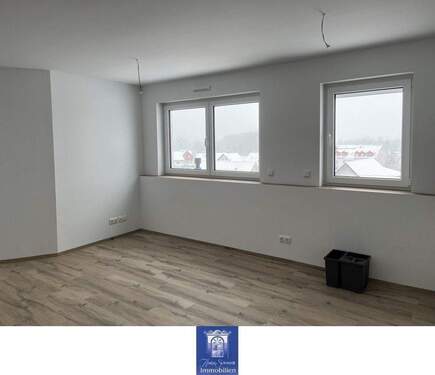 Wohnen - 2 Zimmer Etagenwohnung in Arnsdorf