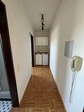 Flur/Küche - Etagenwohnung mit 28,30 m&sup2; in Höxter zur Miete