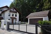 Garagenhof Berg - Einfamilienhaus mit 450,00 m² in Berg zur Miete