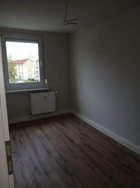 Zimmer 2 - 