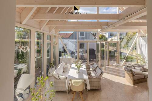 ...Schöner Wohnen und - 5 Zimmer Einfamilienhaus in Ditzingen