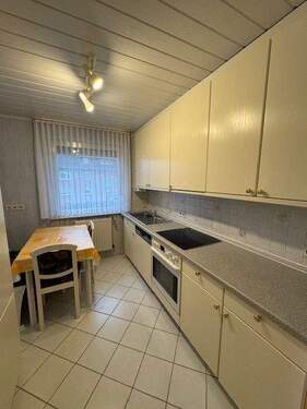 Küche mit EBK im OG - 