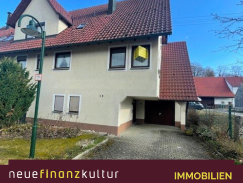 Hausansicht - 7 Zimmer Mehrfamilienhaus, Wohnhaus zum Kaufen in Römerstein