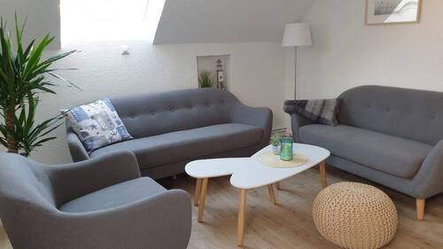 Haus Seewind Wohnzimmer - Mehrfamilienhaus, Wohnhaus mit 160,00 m&sup2; in Butjadingen / Burhave zum Kaufen