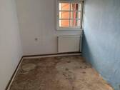 halbes Zimmer 5 im OG - 