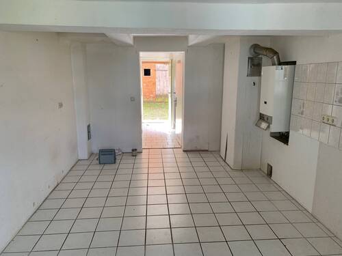 Küche - 6 Zimmer Einfamilienhaus in Rohrsheim