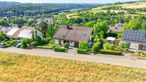 Frontansicht mit Weitblick - 