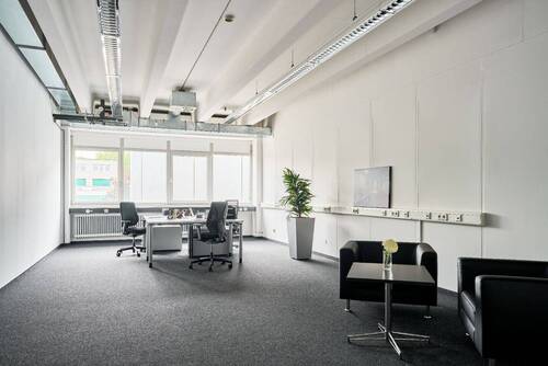 Bürofläche - Büro in Frickenhausen