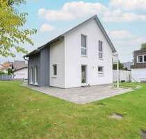 Ankommen, aufblühen, wohlfühlen - schönes Einfamilienhaus mit Herz und Garten - Neu-Anspach