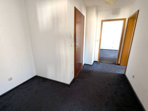 Diele - Etagenwohnung mit 84,70 m&sup2; in Erding zum Kaufen