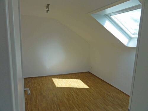 Teil vom Schlafbereich - 2 Zimmer Etagenwohnung in Weinstadt