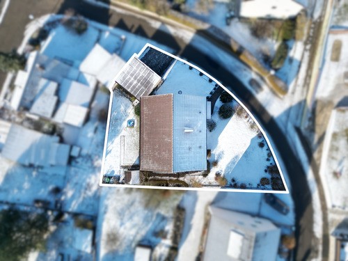 Vogelperspektive - 8 Zimmer Mehrfamilienhaus, Wohnhaus in Trautskirchen