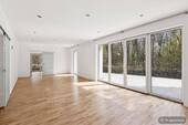 Wohnzimmer AI optimiert - 7 Zimmer Einfamilienhaus zum Kaufen in Berlin