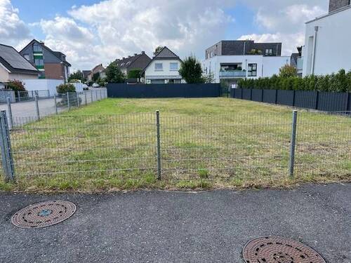 Ansicht nach Süden.jpg - Baugrundstück in Toplage - 340.000,00 EUR Kaufpreis, ca.  0,00 m²