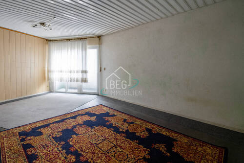 Wohnzimmer - 3 Zimmer Etagenwohnung zum Kaufen in Gaildorf