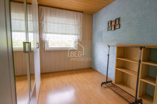 Kinderzimmer/Büro - 
