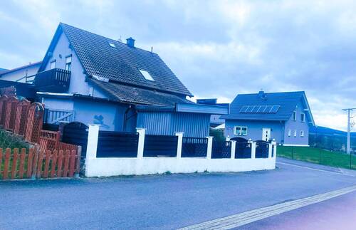 Ansicht Strasse.jpg - 5 Zimmer Einfamilienhaus zum Kaufen in Arnstadt